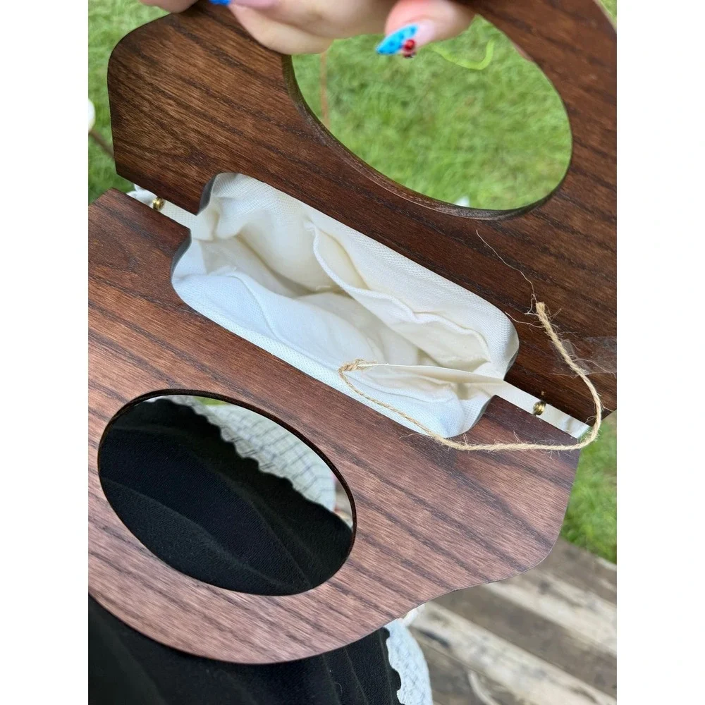 53. Vintage handmade purse 😍